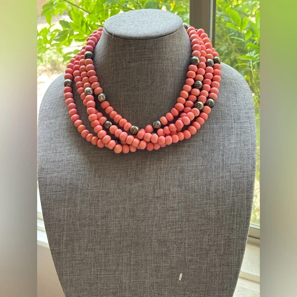 Saint Tropez NWT Vintage Pink and Silver Chunky Bead Necklace & Earrings Set - Picture 1 of 4